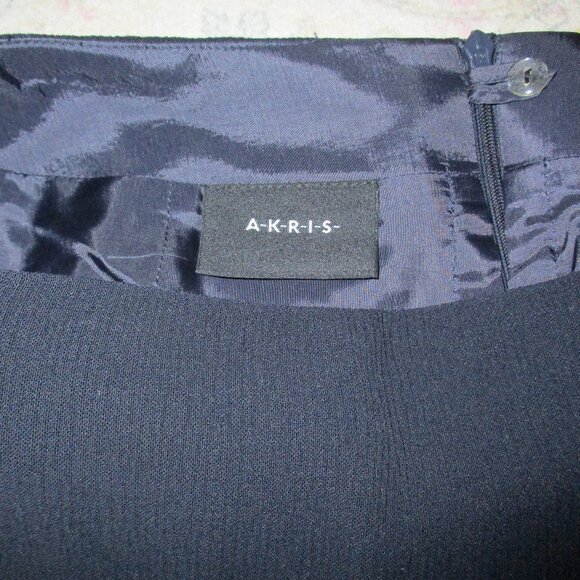 AKRIS  Dark Navy Blue Textured Lined Pencil Career Knee-Length Skirt - Picture 5 of 5